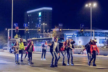 Nightskating Białystok. Rolkarze pokonają aż 22 km. Będzie też nowe miejsce zbiórki