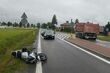 Nie ustąpił pierszeństwa i spowodował wypadek. Zderzenie motocykla z osobówką