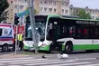 Wypadek autobusu BKM na ul. Wyszyńskiego. 15 osób trafiło do szpitala [ZDJĘCIA]