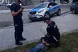 Rabunek tuż pod katedrą. Wyrwał kobiecie torebkę i uciekł