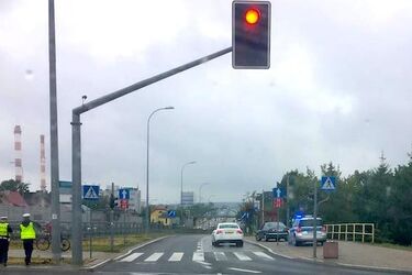 Potrącenie na przejściu dla pieszych. Kobieta trafiła do szpitala
