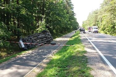 Wypadek na wylocie z Augustowa. 3 osoby w szpitalu
