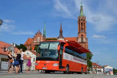 Ambulans na Rynku Kościuszki. Potrzebni są dawcy 