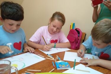 Wspólnie możemy napełnić tornistry uśmiechami dzieci. Warto wziąć udział