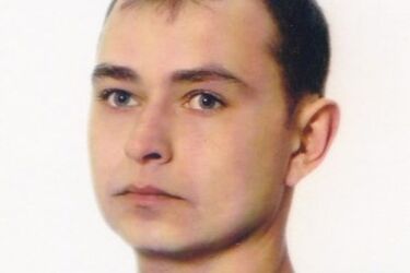Zaginął 33-letni Dariusz. Czy ktoś wie, co się z nim dzieje? 
