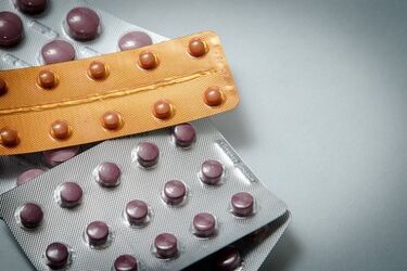 Upały a leki. O czym trzeba pamiętać?