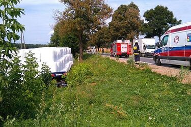 Wypadek w gminie Suchowola. Osobówka wjechała w tył drugiego auta