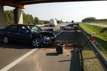 Wypadkowy poranek. 3 osoby ranne, jedną z nich zabrał helikopter