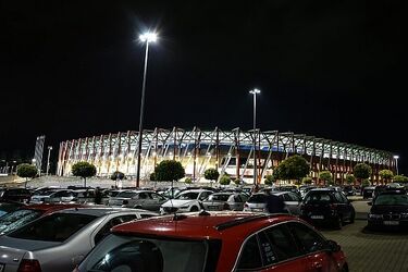 Stadion czeka na patrona. Każdy może głosować