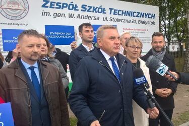 Tadeusz Truskolaski podąża za trendem i stawia na zawodówki 