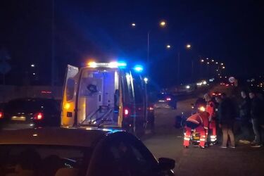Wypadek w Kleosinie. Zderzenie osobówki i motocykla