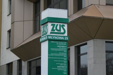 Najlepiej zarabiający nie zapłacą wyższych składek do ZUS. Przynajmniej na razie