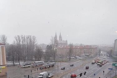 Będzie ślisko i niebezpiecznie. Ile stopni pokażą termometry?