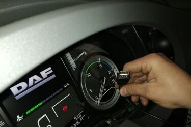 Obaj mieli urządzenia do manipulacji zapisami tachografu