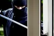 Włamywacz wpadł na gorącym uczynku. Zatrzymali go dzielnicowi