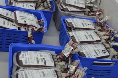 Potrzebna jest krew większości grup. Ambulanse czekają na dawców