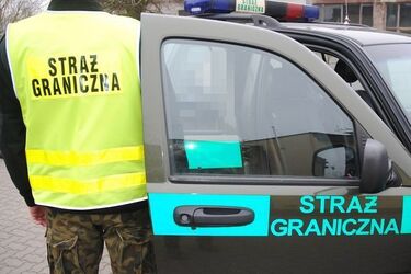 Pomogli nieprzytomnej kobiecie. Reanimowali ją kilkanaście minut
