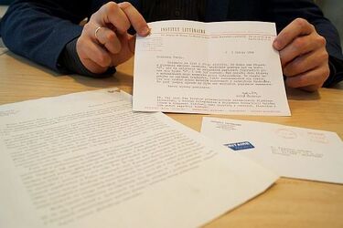 Giedroyc czy Giedroyć? Do biblioteki UwB trafiła niezwykła korespondencja