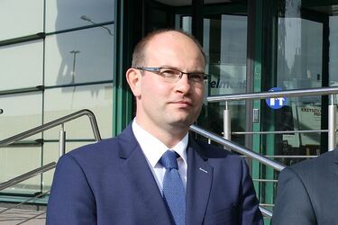 Oficjalnie: Kosicki zrezygnował z bycia marszałkiem. "To jakaś miazga" - mówi Żywno