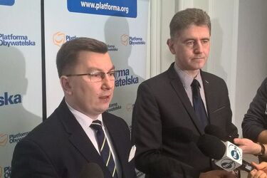 Koalicja Obywatelska chce ponownego wyboru zarządu województwa. "Tak będzie bezpieczniej"