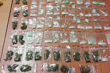 "Niespodzianka" w pudełku po lodach. 18-latek będzie miał problemy