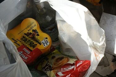 Kradzież na stacji paliw. 38-latek groził ekspedientce