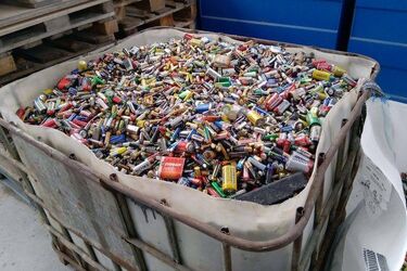 Tony zebranych baterii przez młodych białostoczan