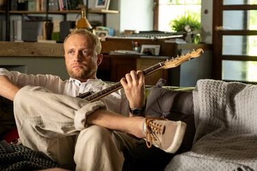 "Całe szczęście". Nowa komedia romantyczna z Piotrem Adamczykiem [WIDEO] 