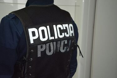 Zaatakowali seniorkę w jej domu. Odpowiedzą za rozbój