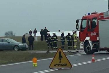 Wypadek na krajowej "ósemce". Jeden z kierowców wymusił pierwszeństwo