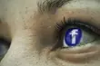 Dwie twarze: Awaria Facebooka [FELIETON]