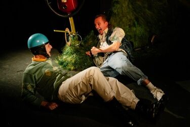 Motocykle i tańce w rytmie disco. "Błoto" w Teatrze Dramatycznym