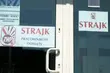 Wszystkie publiczne podstawówki w mieście nadal strajkują