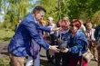 Pierwszy sad edukacyjny w Białymstoku otwarty. 1000 drzewek dla mieszkańców