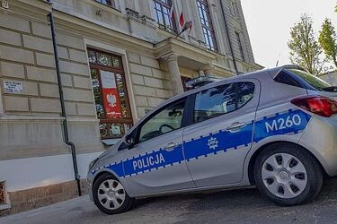 Maturzyści w stresie. Kolejne alarmy bombowe w szkołach