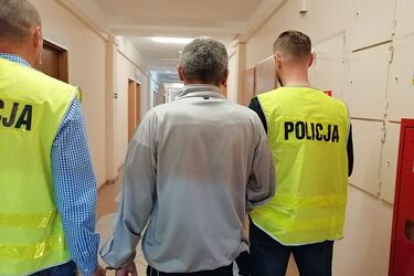 Pobili 22-latka w centrum miasta. Spędzą 3 miesiące za kratami