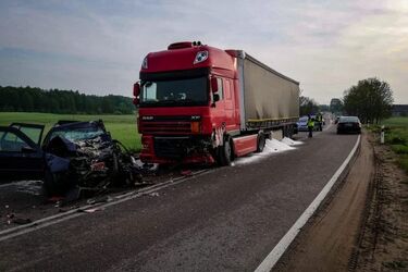 Tragiczny wypadek. 37-letni kierowca zmarł w szpitalu
