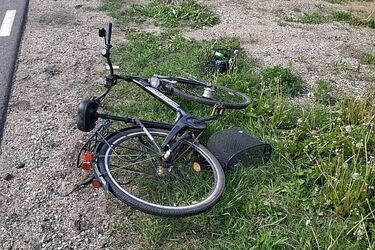 Wypadek na krajowej "65".  Rowerzysta został zabrany do szpitala