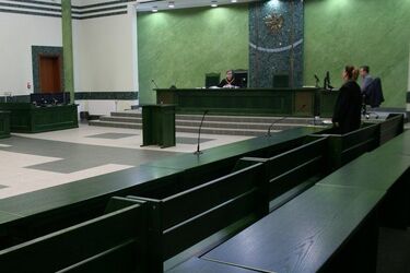 99 gniewnych ludzi. Rozpoczął się nabór na ławników