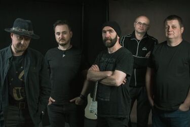 Mniej Więcej. Premiera płyty i promujący koncert [WIDEO]