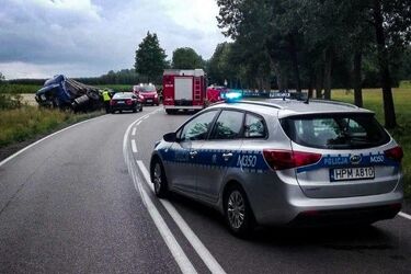 Śmiertelny wypadek. Nie żyje kierowca samochodu marki Kia