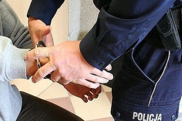 Poszukiwany w rękach policji. Wpadł na granicy