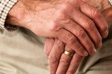 Więcej miejsc opieki nad seniorami