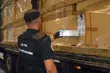 420 tys. paczek. A wszystkie nielegalne [WIDEO]