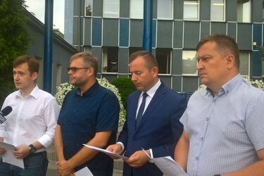 Upadek przed metą. Wojewoda unieważnił decyzję ws. studium