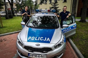 Mężczyźnie rozerwało nogę. Pomocy musieli udzielić policjanci