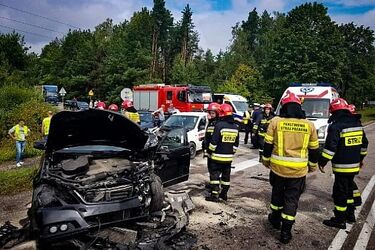 Wypadek samochodowy. 2 ofiary śmiertelne 