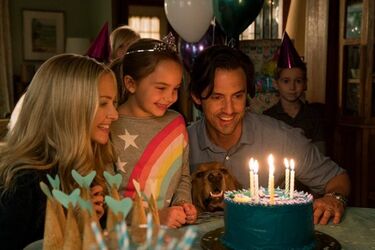 W płaszczach i kaloszach na film. Sierpniowe Kino Kobiet [WIDEO]