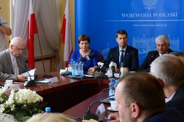 Okrągły Stół Edukacyjny w Białymstoku. Minister nie boi się o strajk