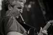 To gitarzysta z powołania. Koncertuje na całym świecie [WIDEO]